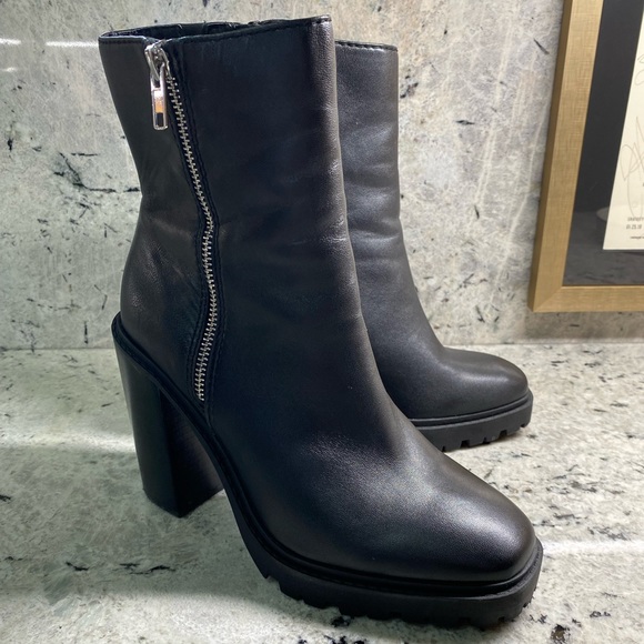 Chelsea & Violet Falla Double-Zip Booties .. sz 8.5 - Picture 1 of 6